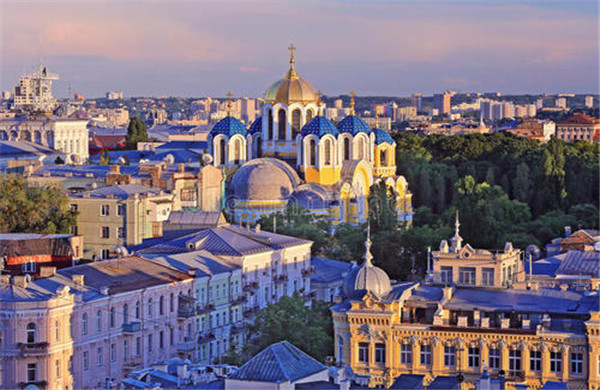 在乌克兰留学或旅游需了解当地的哪些习俗？